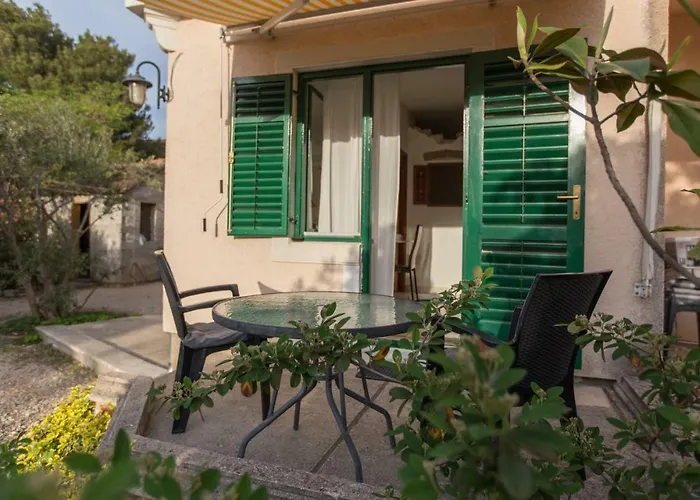 Apartman By The Sea *